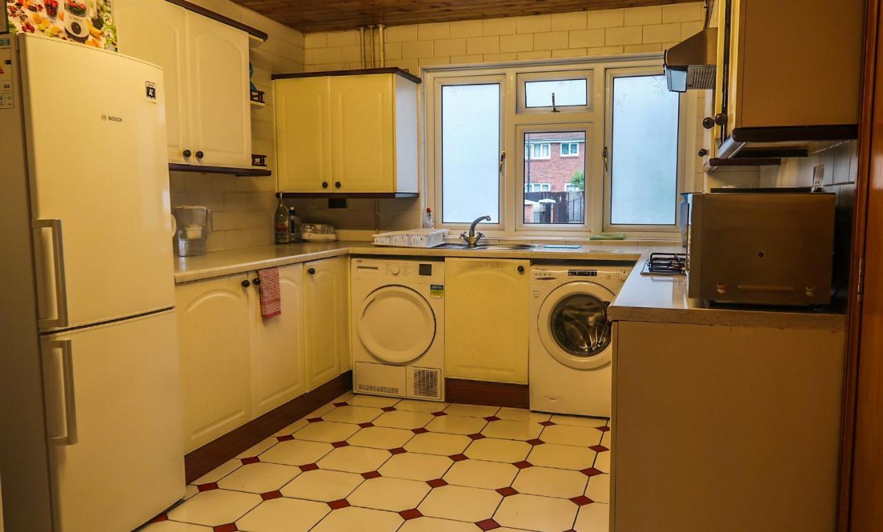 Cozy Double Room - Only Room London Exterior photo